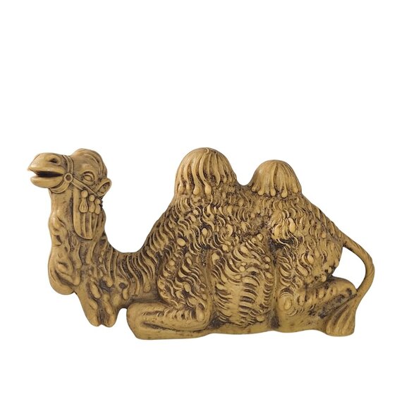 Vintage Fontanini Nativity Figurine Seated Camel Roman Plastic Animal Italy - Picture 1 of 8